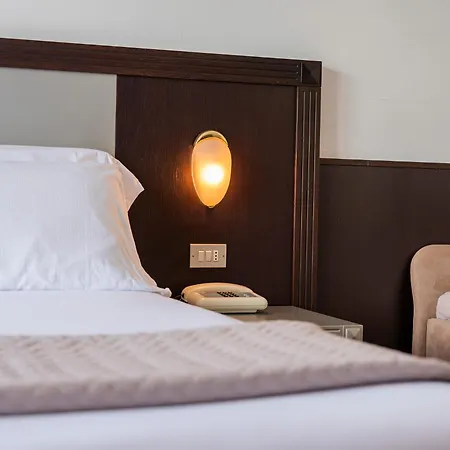 Carillon Hotell 3*