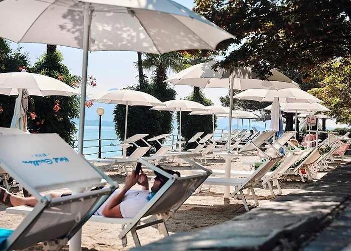 Ξενοδοχείο Carillon 3*